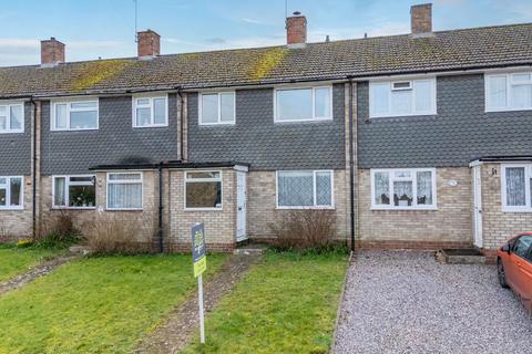 3 bedroom terraced house for sale, Woodlands, Overton, Basingstoke, RG25 3HW