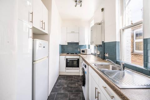 2 bedroom flat to rent, Colehill Lane, Bishop's Park, London, SW6