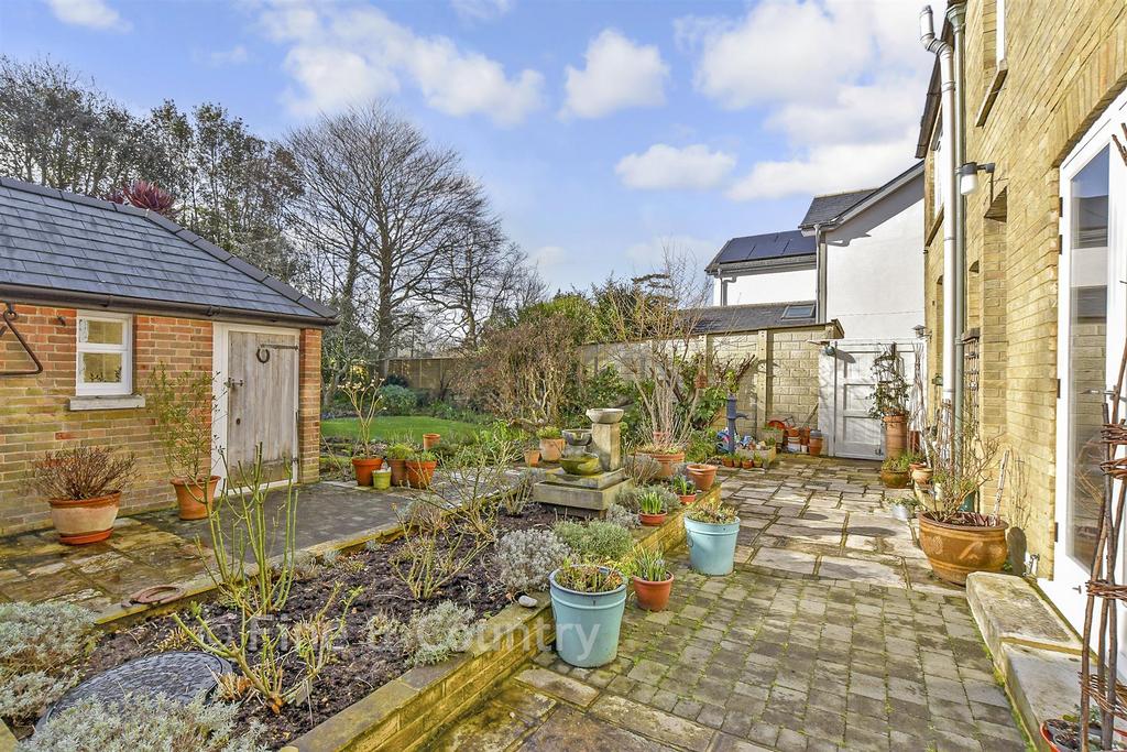 Patio / Decking