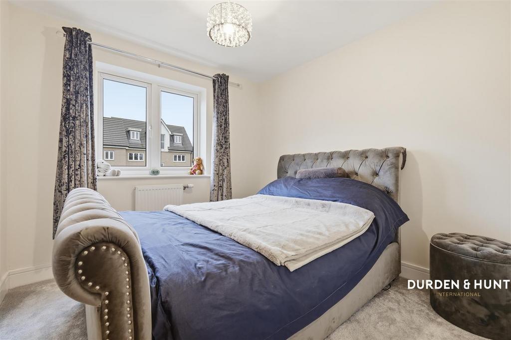 Birnam Crescent