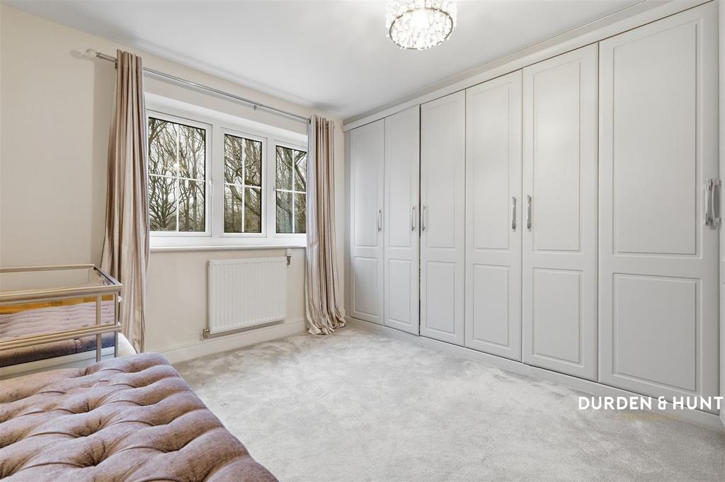 Birnam Crescent