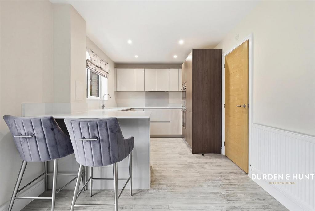 Birnam Crescent