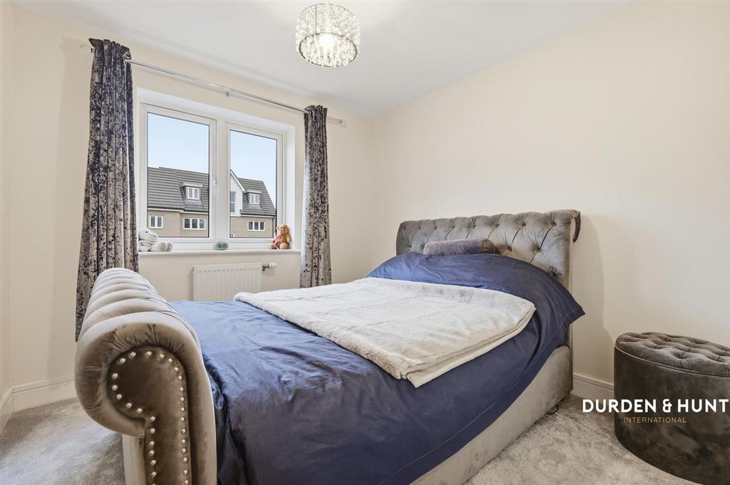 Birnam Crescent