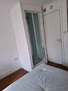 undefined, Eton Avenue, Hounslow TW5