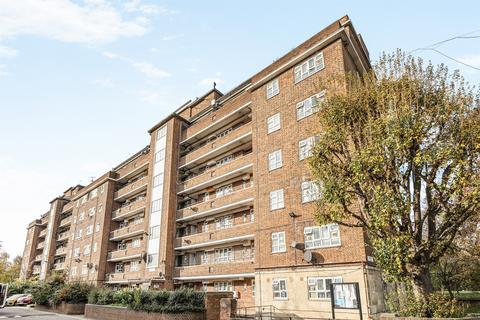 1 bedroom flat for sale, St. Agnes Place, London