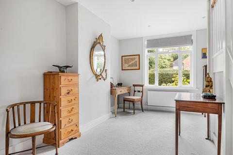 4 bedroom detached house for sale, Woodlands Road, Reading RG4