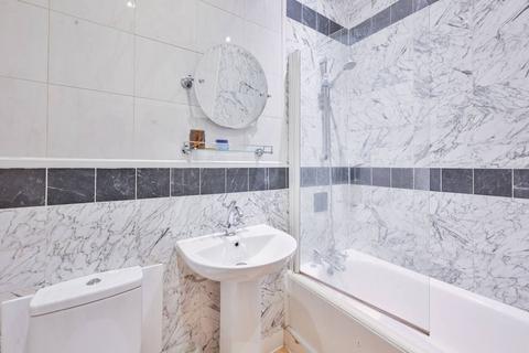 2 bedroom flat to rent, Belgrave Road, Pimlico, London, SW1V