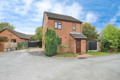 3 bedroom detached house for sale, The Avenue, Kidderminster