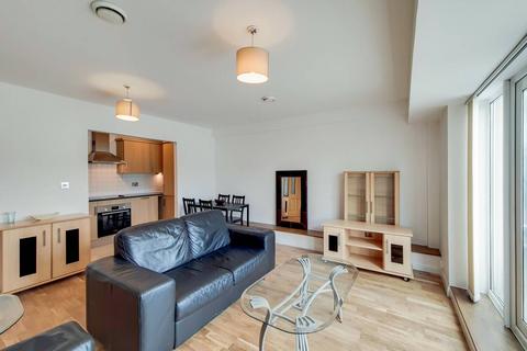 2 bedroom flat to rent, Greens End, Woolwich, London, SE18