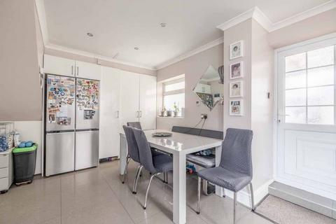 4 bedroom detached house for sale, The Close, Iver Heath SL0
