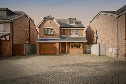 5 bedroom detached house for sale, Kenilworth Road, Balsall Common, Coventry