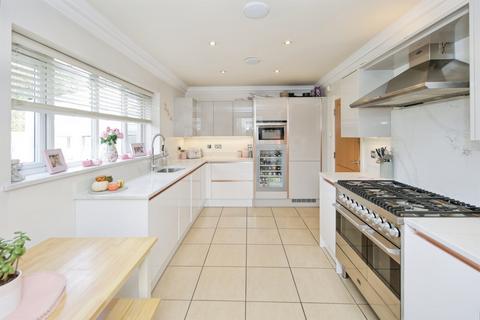 5 bedroom detached house for sale, Kenilworth Road, Balsall Common, Coventry
