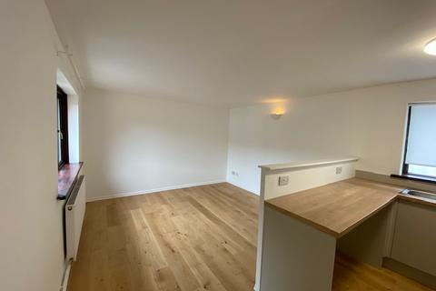 2 bedroom flat to rent, Moira Street, Cardiff