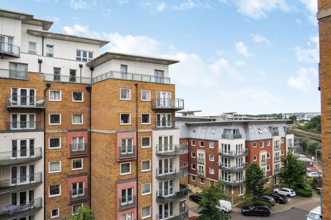 2 bedroom flat for sale, Winterthur Way, Basingstoke