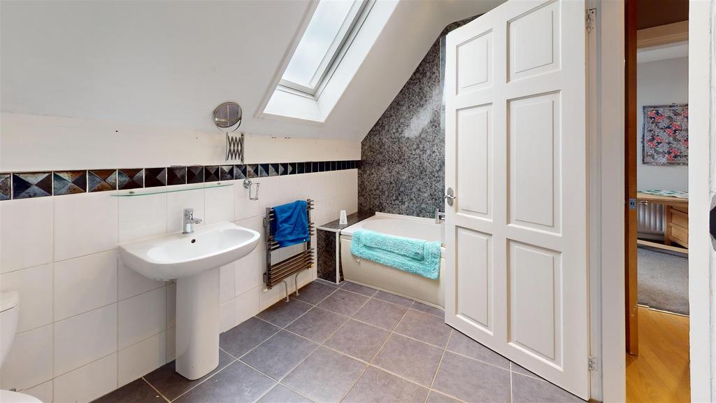 Station-Road-Bathroom.jpg