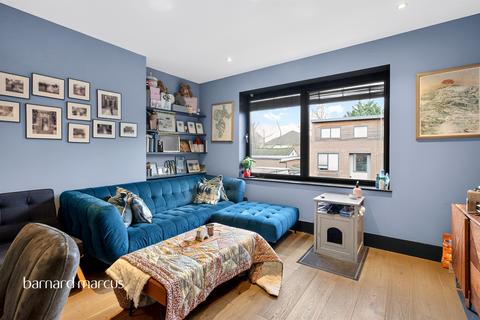undefined, Brunswick Park Road, London