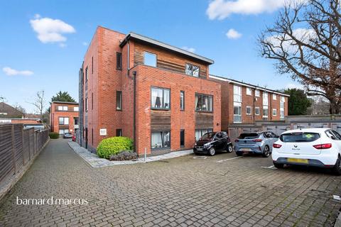 2 bedroom flat for sale, Brunswick Park Road, London