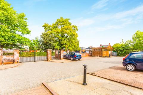 undefined, Worsley Road, Manchester M27