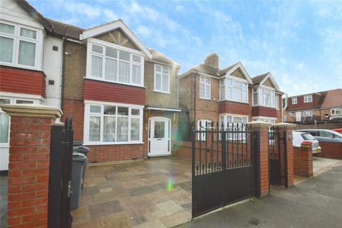 undefined, Taunton Avenue, Hounslow TW3