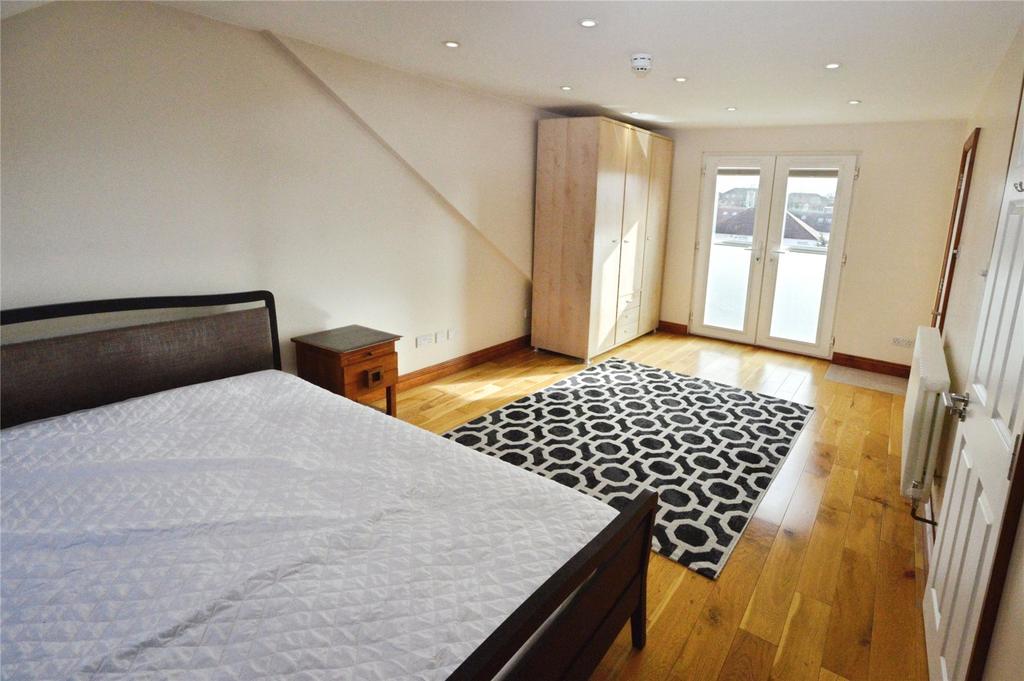 Studio Room