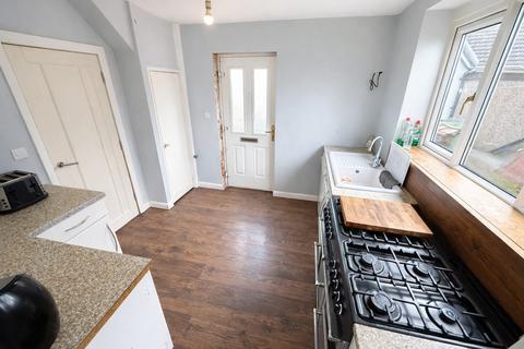 4 bedroom semi-detached house for sale, Lulworth Drive, Leeds LS15