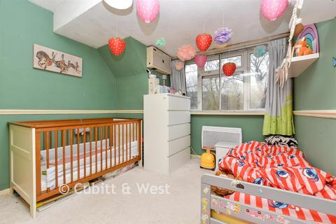 2 bedroom apartment for sale, Levett Road, Leatherhead KT22