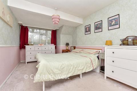 2 bedroom apartment for sale, Levett Road, Leatherhead KT22