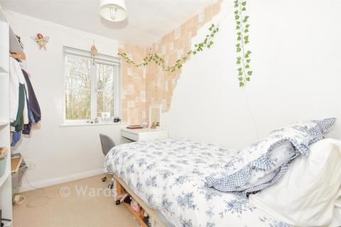 3 bedroom semi-detached house for sale, Albert Reed Gardens, Tovil, Maidstone, Kent