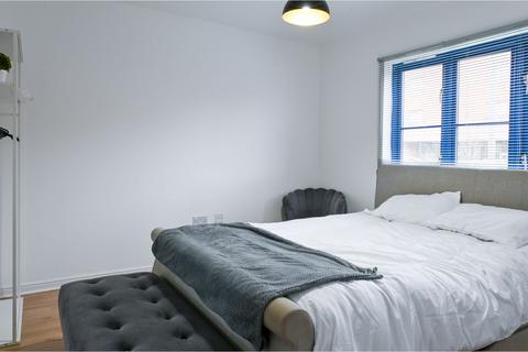 2 bedroom apartment for sale, West Cotton Close, Northampton, NN4
