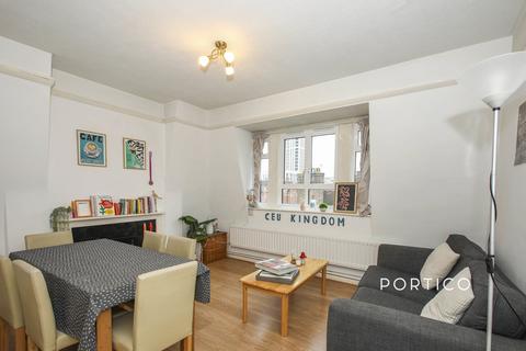 2 bedroom flat to rent, Fairfield Drive, London, SW18