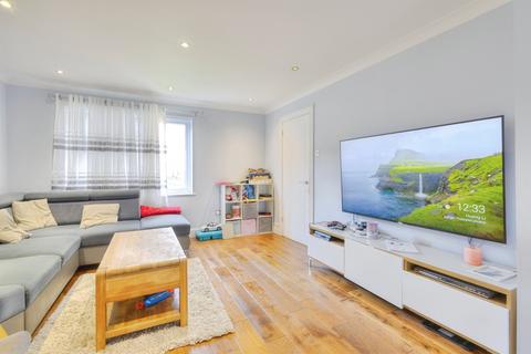 4 bedroom detached house for sale, Parkside, Northampton