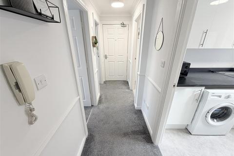 2 bedroom apartment to rent, Harbour Walk, Hartlepool