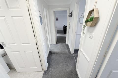 2 bedroom apartment to rent, Harbour Walk, Hartlepool