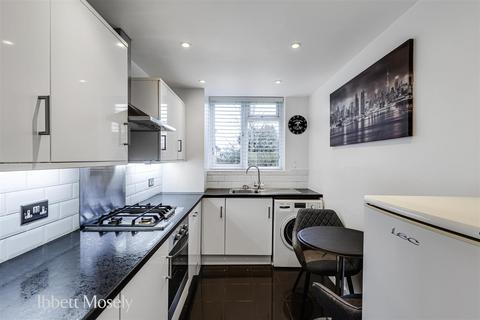 2 bedroom apartment for sale, Croydon Road, Westerham TN16