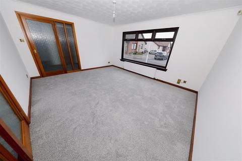 undefined, Caldwell Acre, Kingskettle,