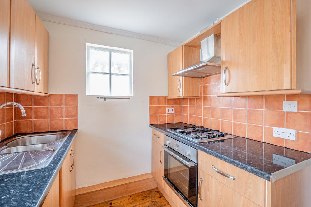 Kitchen 1.jpg