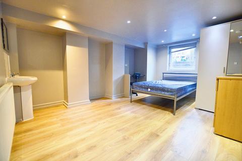 undefined, Richmond Avenue, Leeds LS6