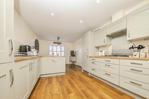 5 bedroom detached house for sale, Murray Mcpherson Parade, Colchester