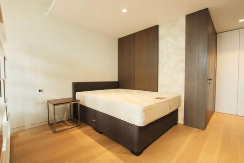 Studio to rent, Casson Square, London SE1