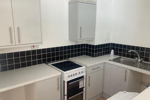 undefined, Pomander Crescent, Walnut Tree, Milton Keynes