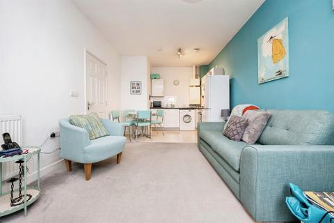 1 bedroom apartment for sale, Daimler Drive, Dunstable