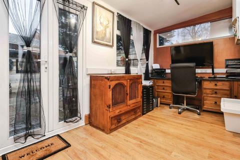 3 bedroom terraced house for sale, Beaumont Drive, Harborne, BIRMINGHAM