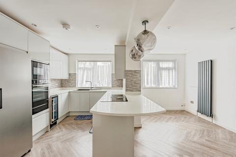 4 bedroom semi-detached house for sale, Woodlands Road, Redhill