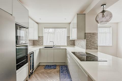 4 bedroom semi-detached house for sale, Woodlands Road, Redhill