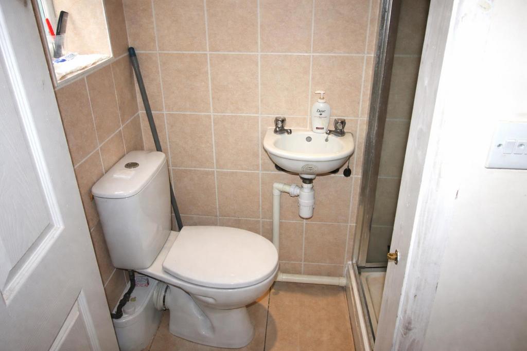 Toilet down.png