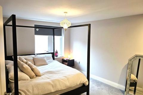 1 bedroom apartment to rent, The Colonnade, Maidenhead, Berkshire, SL6