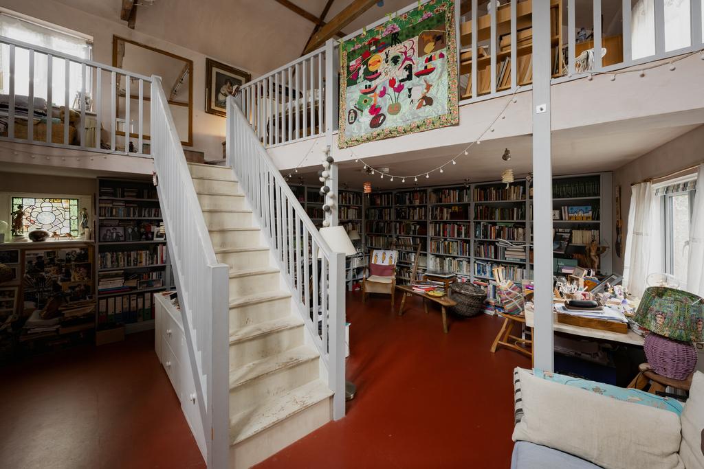 327921 - Chapel House, Halesworth-32.jpg