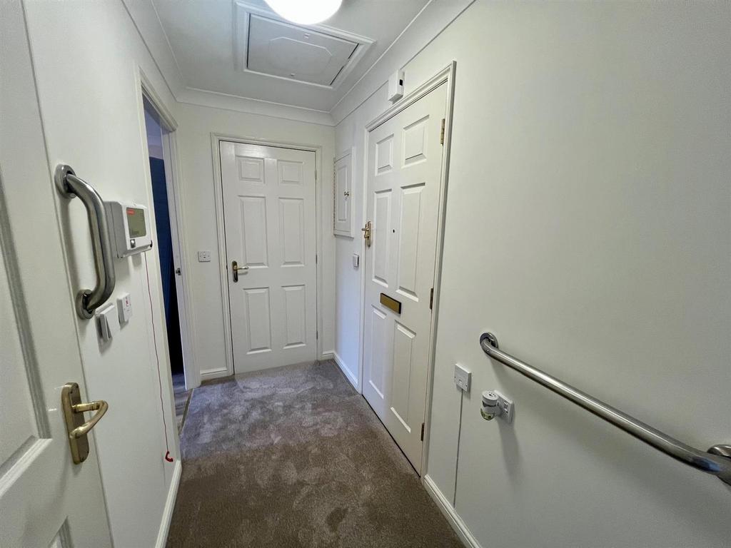 Hall.jpg
