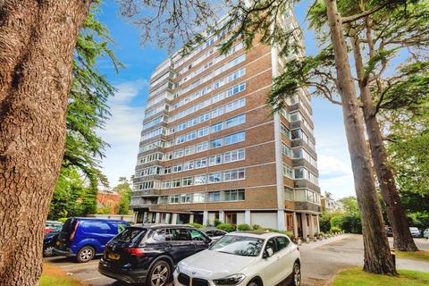 2 bedroom flat for sale, Bassett Avenue, Southampton