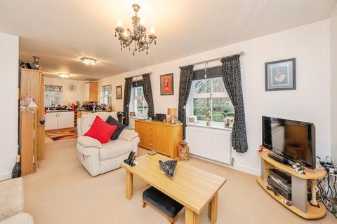 2 bedroom apartment for sale, Thacker Drive, Lichfield